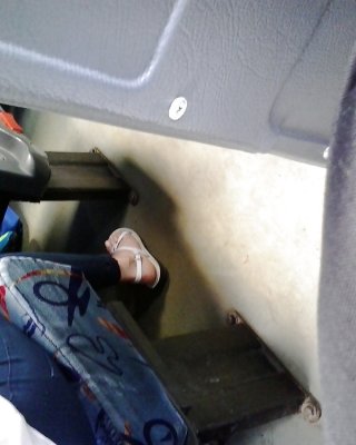 Füße Im Bus Getroffen #18115889