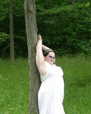 Kaylee In Tall Grass