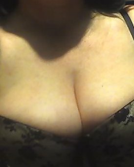 セクシーな友人の大きな胸と新しいブラジャー
 #3788056