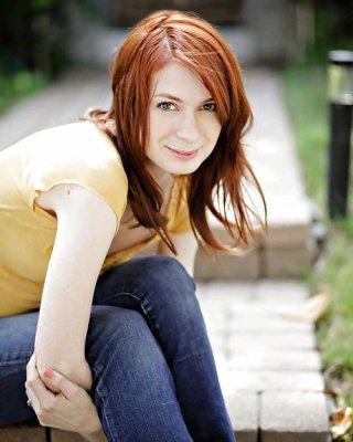 Felicia Day 2 #11731063