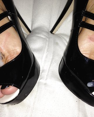 Mmmm Eine Last Von Mir über Jaynes Schuhe N Füße #17561676