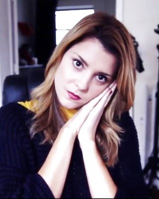 Hot Youtuber Gnade Helbig #17935953