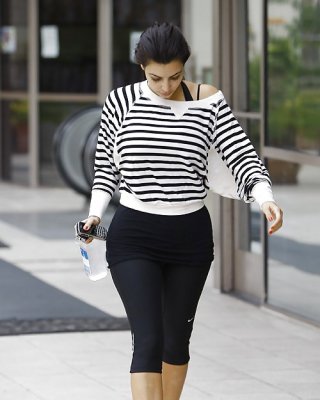 Kim Kardashian In Leggings Leaving A Gym In Studio City