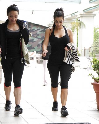 Kim Kardashian In Leggings Leaving A Gym In Studio City