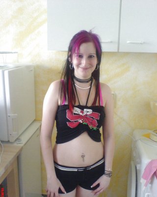 Amateur Elvira #2898800