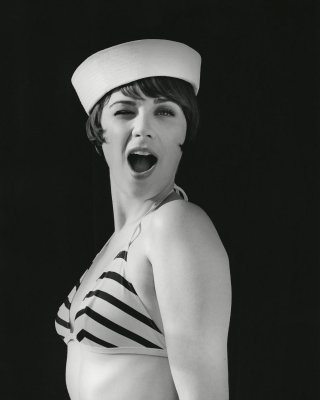 Zooey Deschanel #9301395