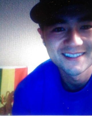 私はここに、私は送信することができますより多くの写真を、私は今、目立たないされています。
 #20325806