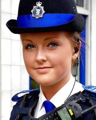 Sexy Female Police Officers From Around The World 