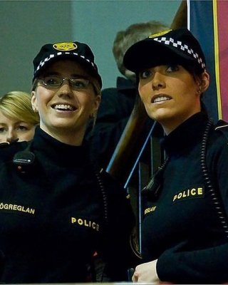 Sexy Female Police Officers From Around The World 