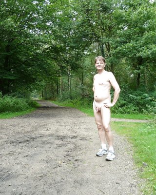 Baggy Im Wald #5316210