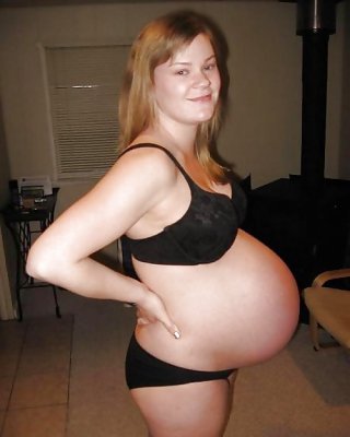 Enceinte Ventre Nue - Naked Pregnant Belly