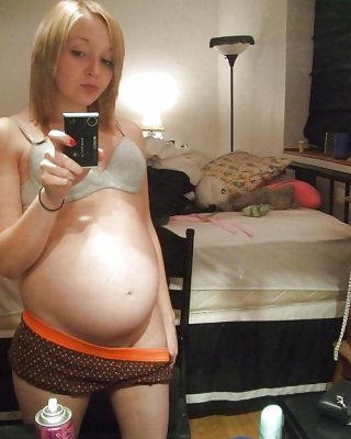 Enceinte Ventre Nue - Naked Pregnant Belly