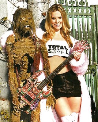 Amy Lee Vs. Sherri Moon Zombie