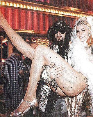 Amy Lee Vs. Sherri Moon Zombie