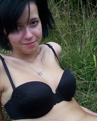 Outdoor-Spaß Mit Einem Punk-gilr #33982863