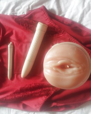 Mom S Lingerie De Ma Mere #25134878