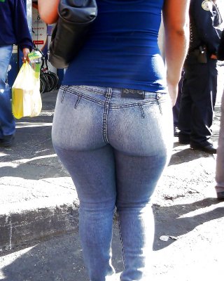 Big Ass Fat Butt Thick Booty Huge Thighs Large Curves !