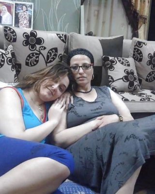 320px x 400px - How many want arabic mother and daughter Porn Pictures, XXX Photos, Sex  Images #1490831 - PICTOA