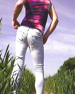 Leanne Aus & über #37652658