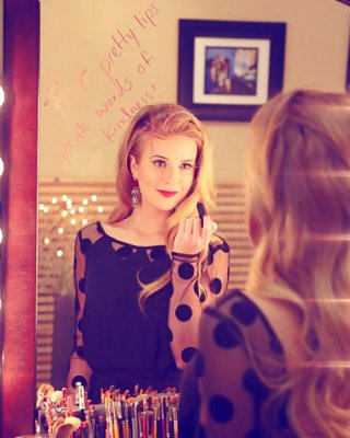 Caroline Sonnenschein #23751641