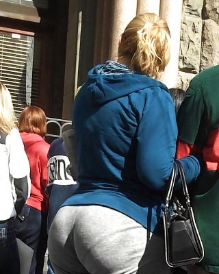 Candid Mature Ass - Sexy Butt - Booty Street Voyeur