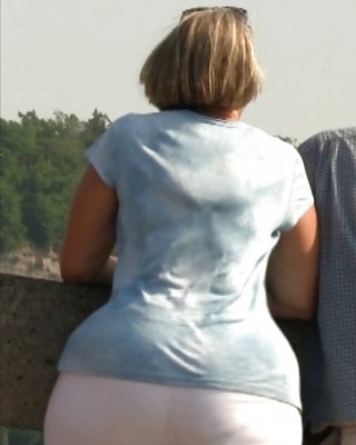 Candid Mature Ass - Sexy Butt - Booty Street Voyeur