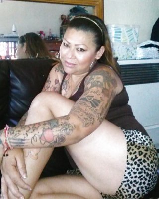 Latina Sluty Milf With Tats