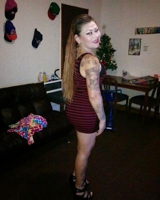 Latina Sluty Milf With Tats