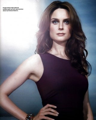 Emily Deschanel Vs. Stana Katic