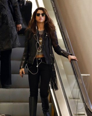 Selena Gomez - Das Beste Für Einen Fick #25021360