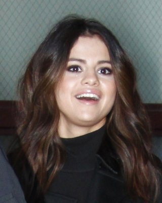 Selena Gomez - Das Beste Für Einen Fick #25021515