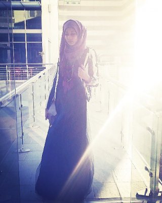 Tall Skinny Hijabi Will Make You CUM!