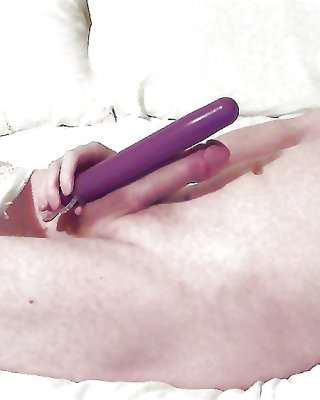Geil Cumslut #23011717