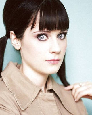 Zooey Deschanel 