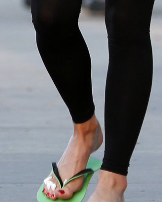 Kate Beckinsale Feet