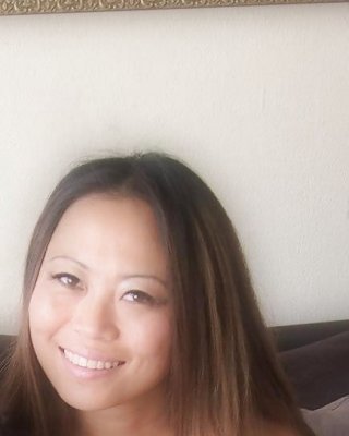 Sexy Asiatische Mutter Von Facebook. Schmutzigen Kommentare Bitte #35397029