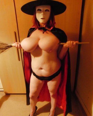 Mrs30k Halloween (repost) #30822179