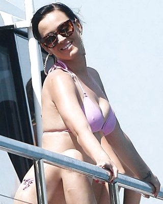 Katy Perry Bikini