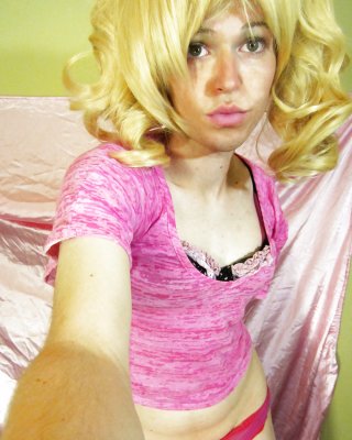 Neue Sissy Fotos! Blonde Zöpfe Und Cocksucking (: #29783866
