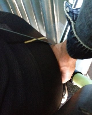 C Gesäß Ruhen Auf Der Hand ... Nice .... #34682468