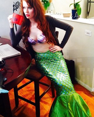 セクシーな赤毛のマーロ・ミーキンズ パート5
 #24679143