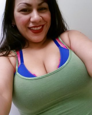 Thick Big Tits Latina Milf