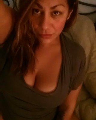 Thick Big Tits Latina Milf