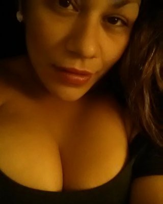 Thick Big Tits Latina Milf