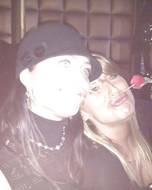 Gefälschte Lippen Von Fb Babes #40707365