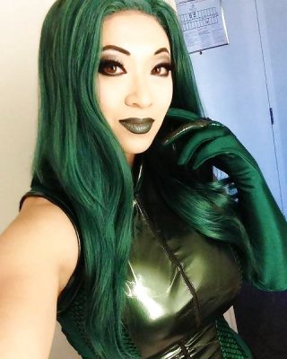 Cosplayer: Yaya Han #26627212