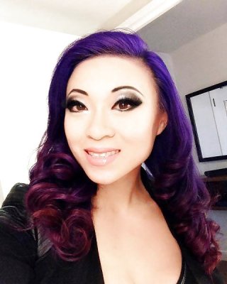 Cosplayer: Yaya Han #26627224