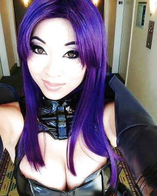 Cosplayer: Yaya Han #26627280