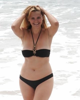 Алина Завальскаяның жалаңаш суреті