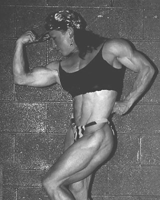 Yvonne McCoy - Female Bodybuilder